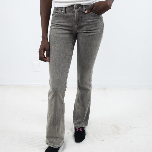 Tahari 2 Straight Leg Stretch Trouser Jeans Gray - Picture 7 of 11